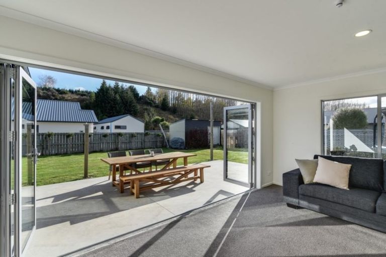 Photo of property in 11 Sylvan Street, Lake Hayes, Queenstown, 9304