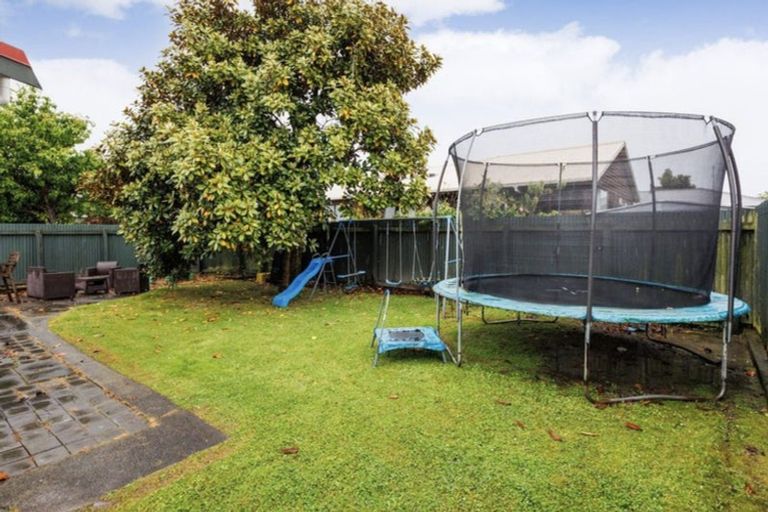 Photo of property in 99a Church Street, West End, Palmerston North, 4412
