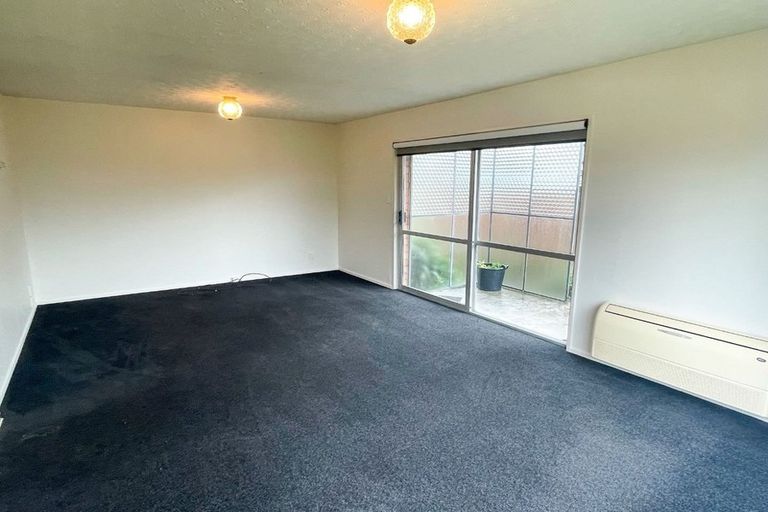 Photo of property in 12a Karnak Crescent, Russley, Christchurch, 8042