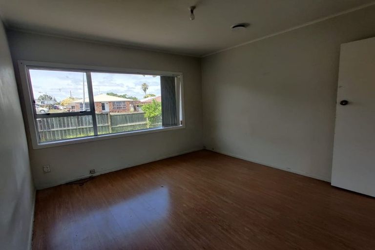 Photo of property in 1 Browns Road, Manurewa, Auckland, 2102