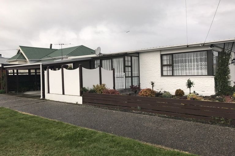 Photo of property in 33 Dalgety Street, Saint Kilda, Dunedin, 9012