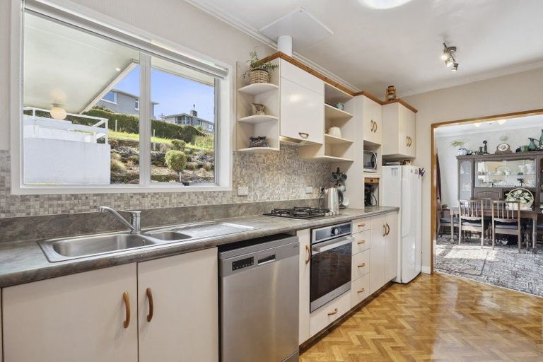 Photo of property in 13 Waldron Crescent, Green Island, Dunedin, 9018