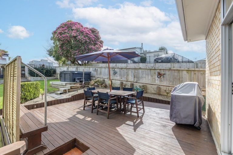 Photo of property in 28 Station Street, Tirau, 3410