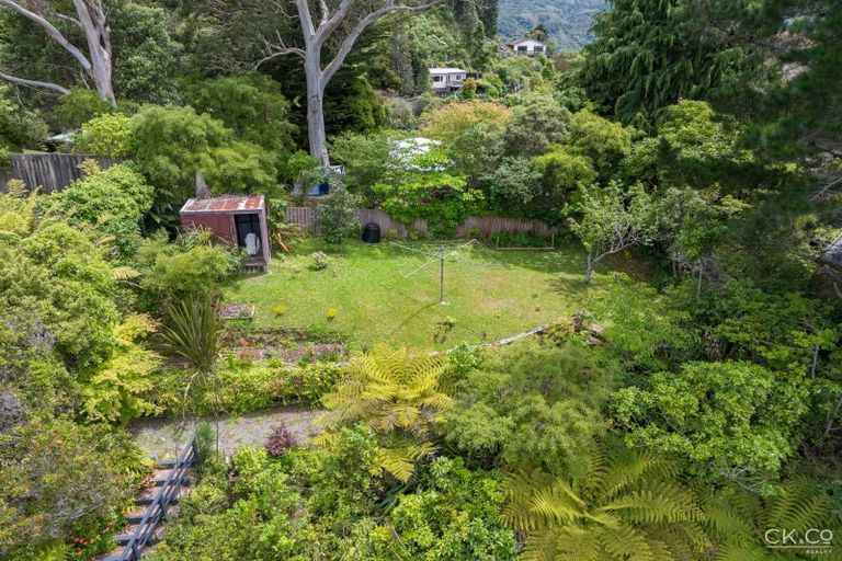 Photo of property in 14 Winchester Avenue, Pinehaven, Upper Hutt, 5019