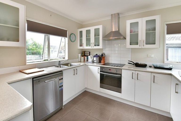 Photo of property in 3/140 Parkhurst Road, Parakai, 0830