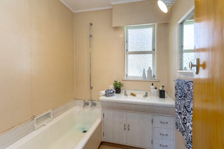 Photo of property in 210 Belvedere Road, Carterton, 5713