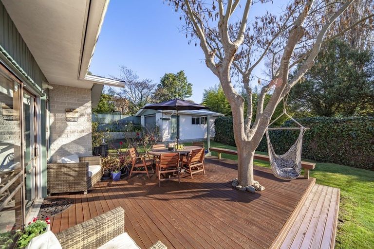 Photo of property in 74 Greenwood Road, Havelock North, 4130