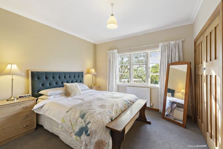 Photo of property in 54c Hungerford Road, Houghton Bay, Wellington, 6023