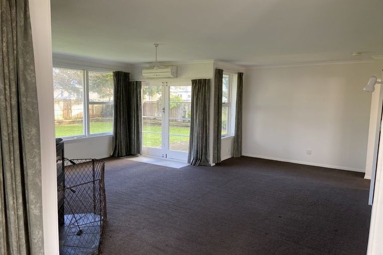 Photo of property in 32 Golf Links Road, Shirley, Christchurch, 8061