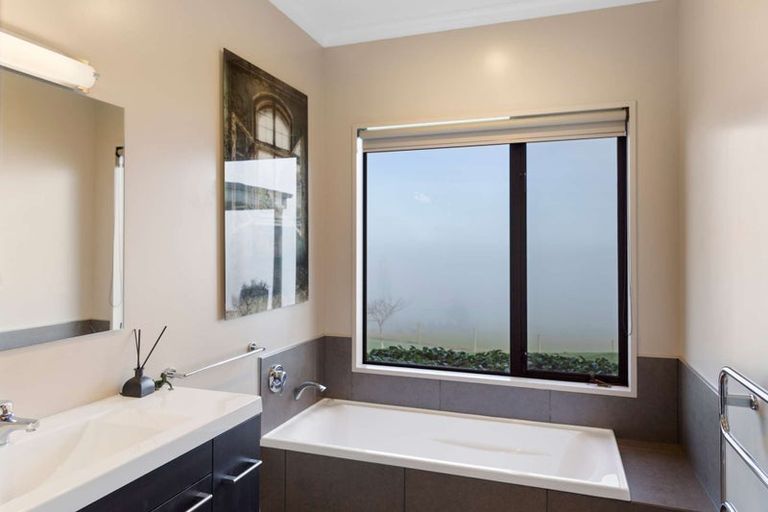 Photo of property in 1521 Dipton Winton Highway, Centre Bush, Winton, 9782