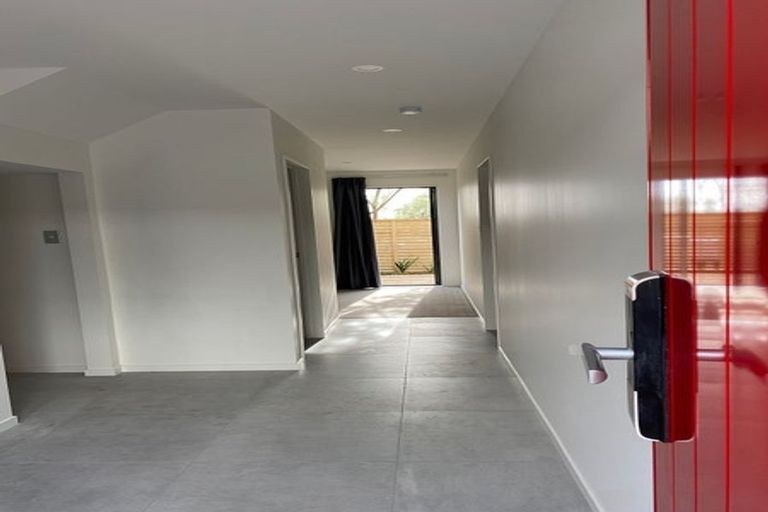 Photo of property in 12 Panga Place, Henderson, Auckland, 0612