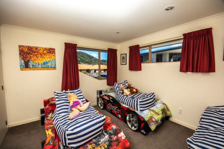 Photo of property in 14 Ranui Street, Waikawa, Picton, 7220