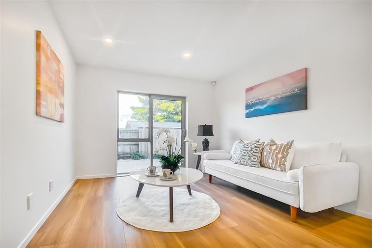 Photo of property in 3/38 Cape Road, Mangere, Auckland, 2022