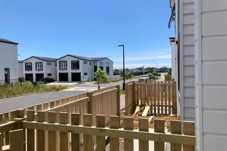 Photo of property in 50 Opoka Street, Papakura, 2110