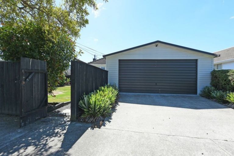 Photo of property in 30 Sheridan Crescent, Trentham, Upper Hutt, 5018