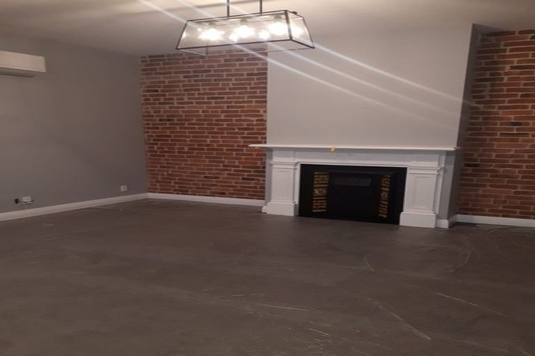 Photo of property in 352 South Road, Caversham, Dunedin, 9012