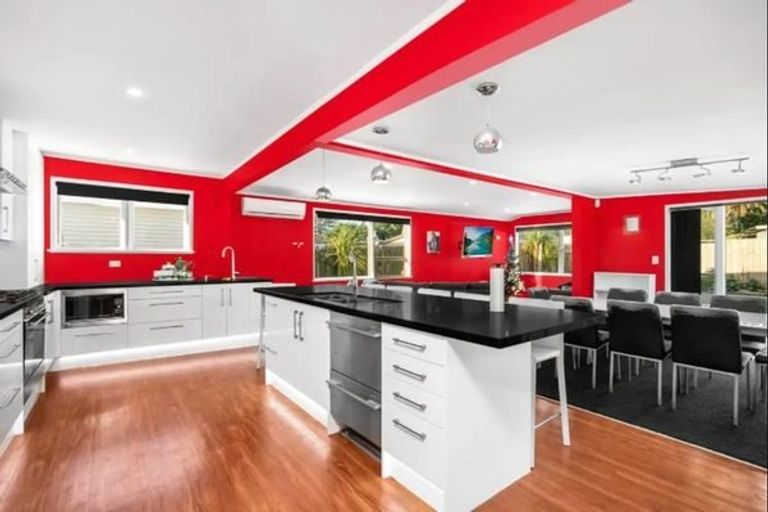 Photo of property in 127 Rowandale Avenue, Manurewa, Auckland, 2102