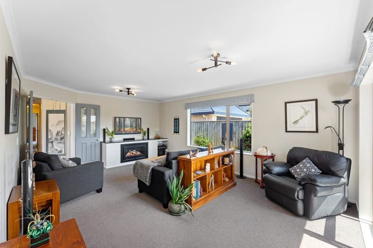 Photo of property in 106 Weggery Drive, Waikanae Beach, Waikanae, 5036