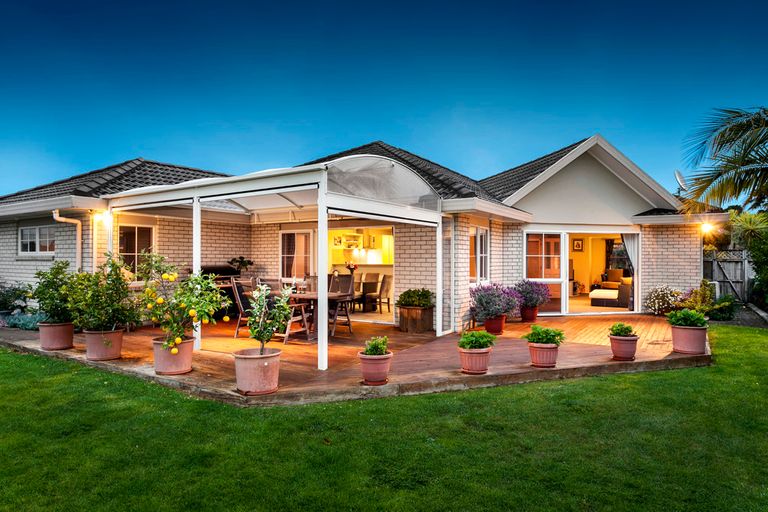 Photo of property in 27 Summerland Drive, Henderson, Auckland, 0612