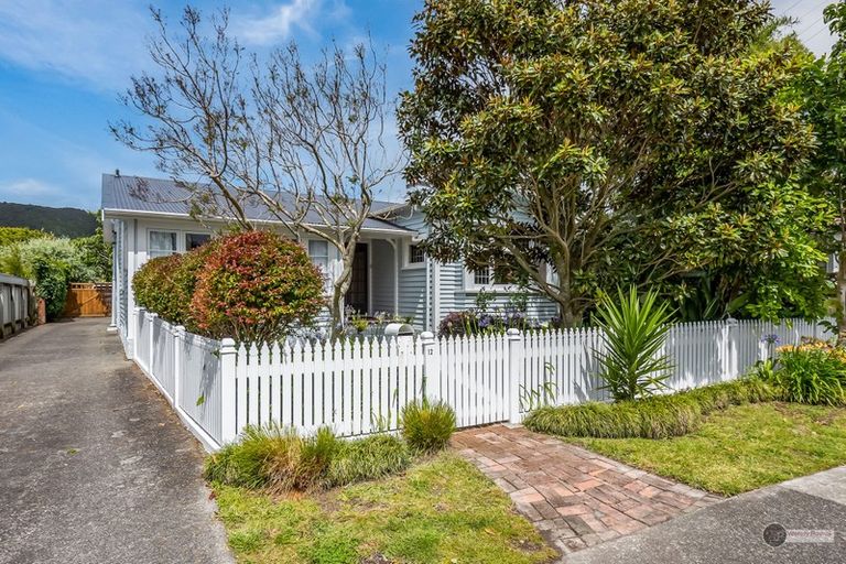 Photo of property in 12 Raymond Terrace, Fairfield, Lower Hutt, 5011