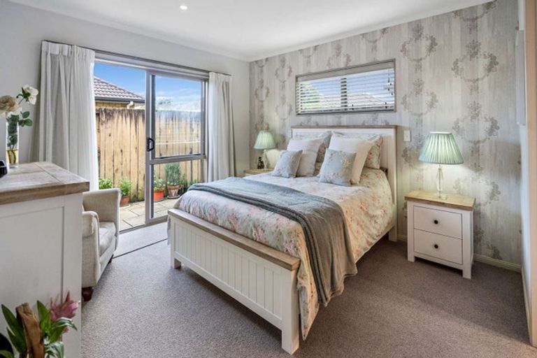 Photo of property in 30 Popata Close, Papamoa Beach, Papamoa, 3118