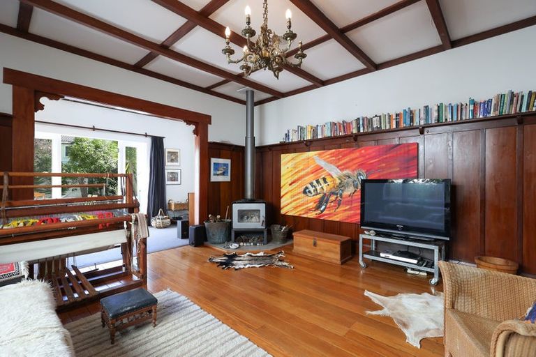 Photo of property in 173 Tasman Street, Nelson, 7010