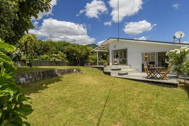 Photo of property in 24 Sherwood Street, Bellevue, Tauranga, 3110
