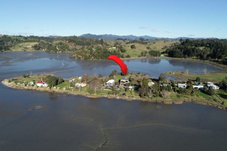 Photo of property in 132 Ohiwa Loop Road, Waiotahe, Opotiki, 3198
