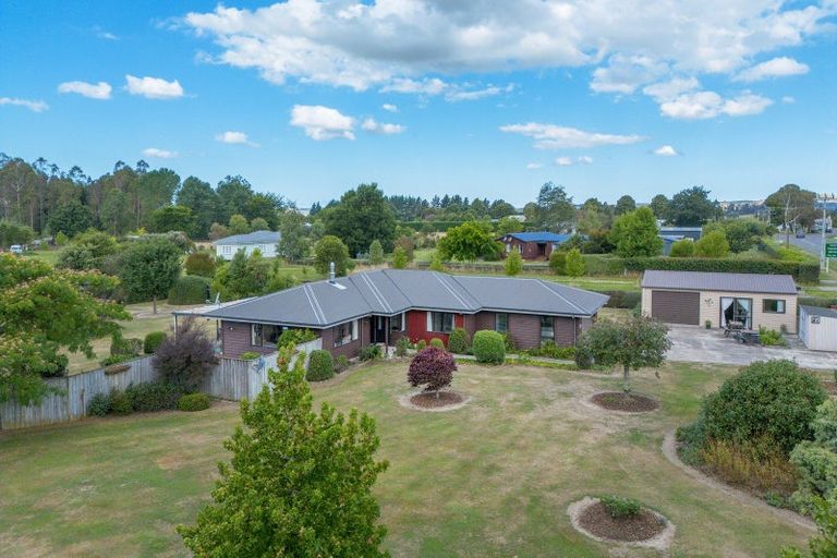 Photo of property in 3 Higginson Street, Otane, 4202