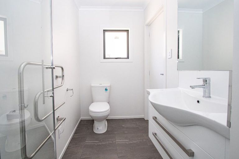 Photo of property in 2/21 Maccallum Court, Rototuna, Hamilton, 3210