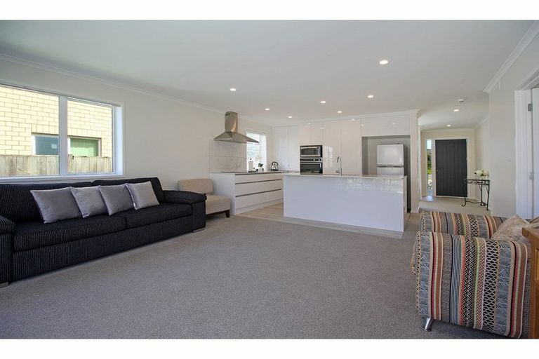 Photo of property in 99 Stancombe Road, Flat Bush, Auckland, 2016