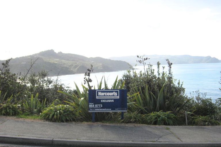 Photo of property in 16 Oceana Heights, Tairua, 3508