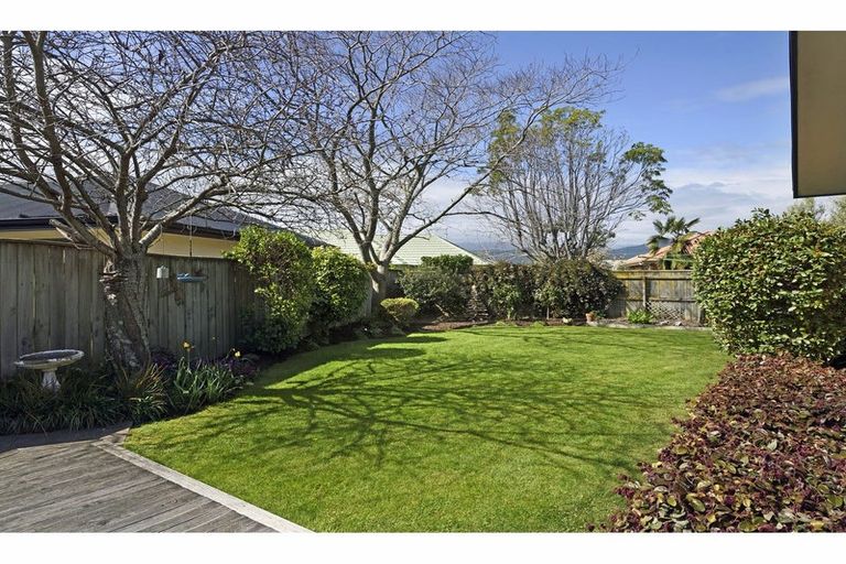 Photo of property in 10 Hollybush Drive, Brightwater, 7022