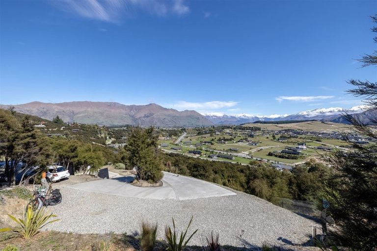 Photo of property in 697 Aubrey Road, Albert Town, Wanaka, 9305