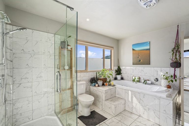 Photo of property in 4 Cherry Court, Wanaka, 9305