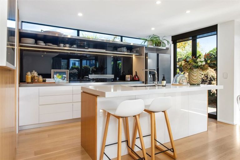 Photo of property in 457a Durham Street North, St Albans, Christchurch, 8014