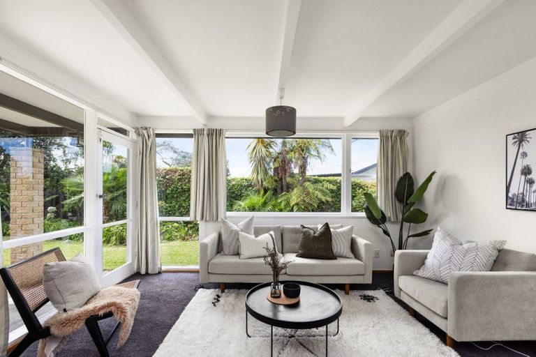 Photo of property in 16a Howard Road, Taradale, Napier, 4112