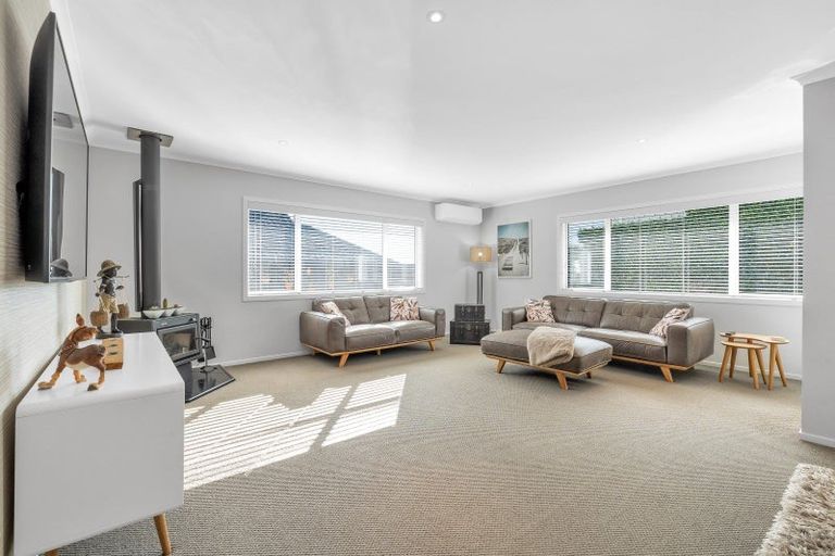 Photo of property in 1 Gibraltar Street, Howick, Auckland, 2014