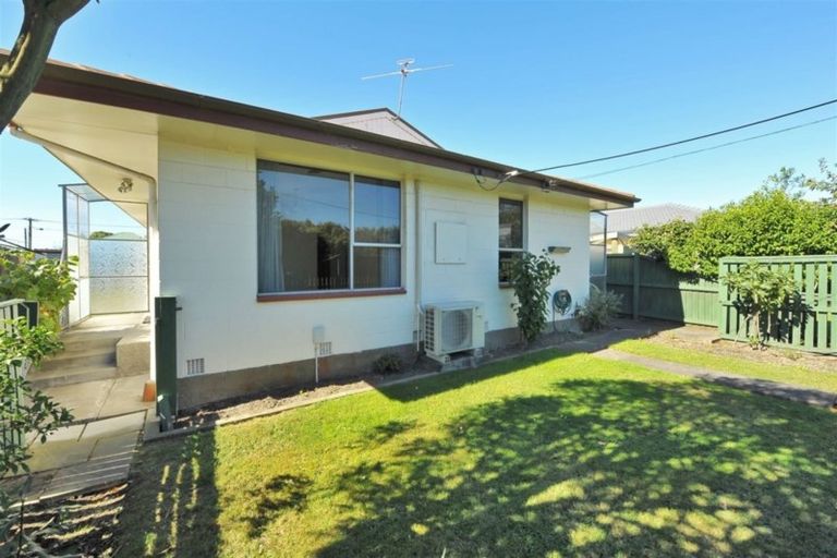 Photo of property in 1/28 Brixton Street, Islington, Christchurch, 8042