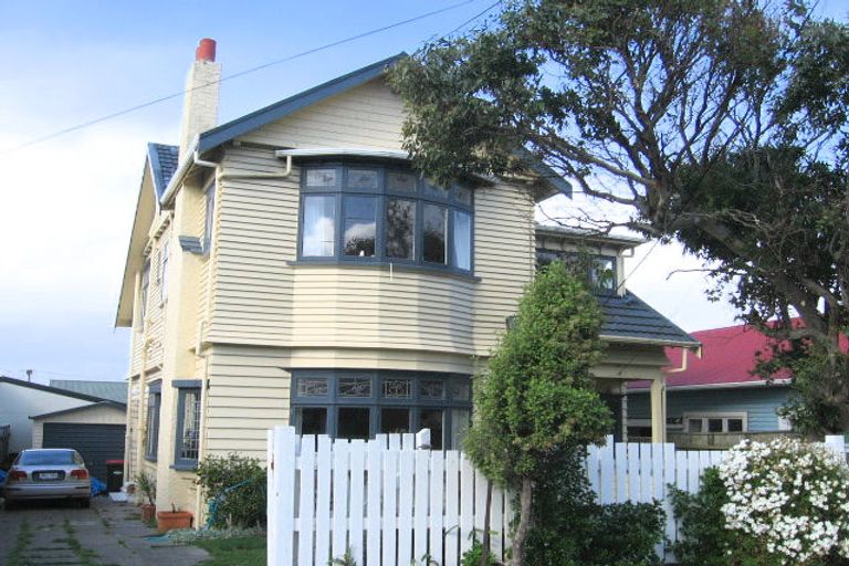 Photo of property in 45 Freyberg Street, Lyall Bay, Wellington, 6022