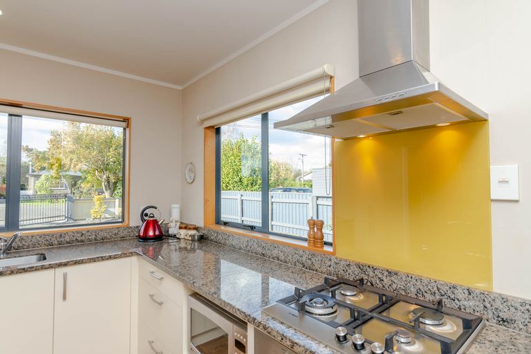 Photo of property in 62 Reading Street, Greytown, 5712