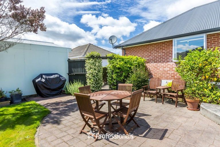 Photo of property in 34 Oxford Crescent, Ebdentown, Upper Hutt, 5018