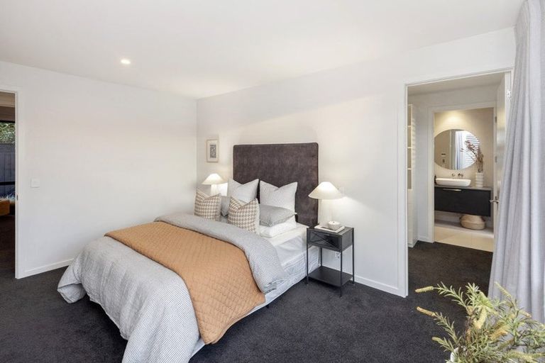 Photo of property in 184 Weston Road, St Albans, Christchurch, 8052