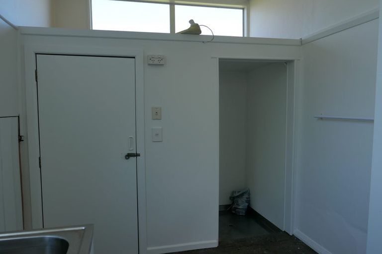 Photo of property in 5 Allen Road, Raumati Beach, Paraparaumu, 5032