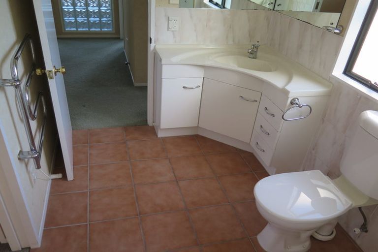 Photo of property in 4/44 Carlisle Road, Browns Bay, Auckland, 0630