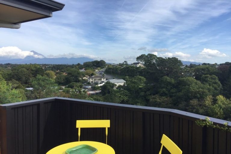 Photo of property in 7 Fairgray Row, Lower Vogeltown, New Plymouth, 4310