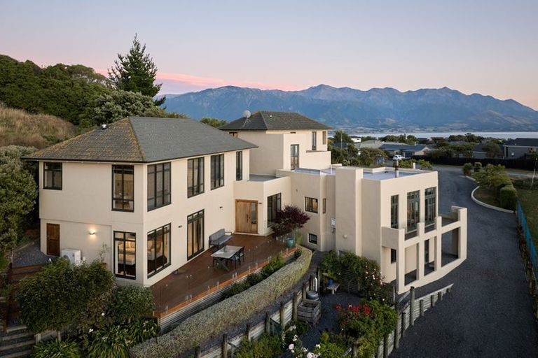 Photo of property in 306 Scarborough Street, Kaikoura, 7300