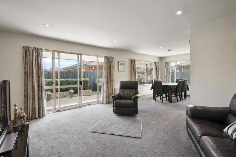 Photo of property in 2a Kingsbury Avenue, Rangiora, 7400