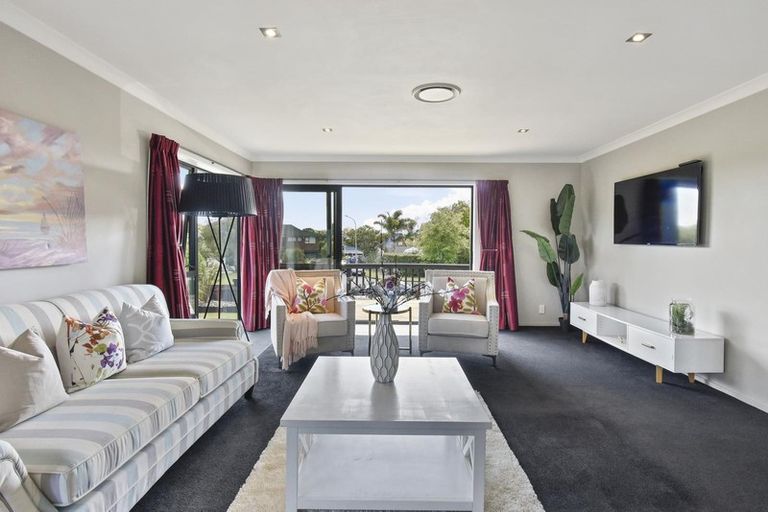 Photo of property in 6 Estelle Place, Farm Cove, Auckland, 2012