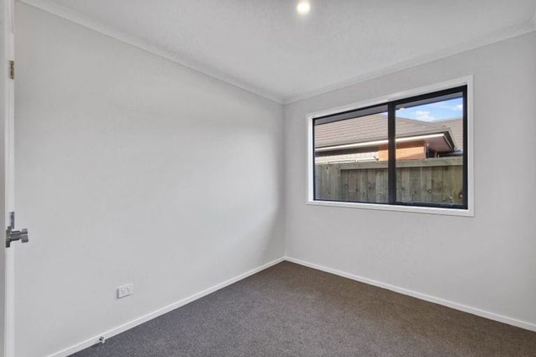 Photo of property in 16 Tarata Place, Owhata, Rotorua, 3010